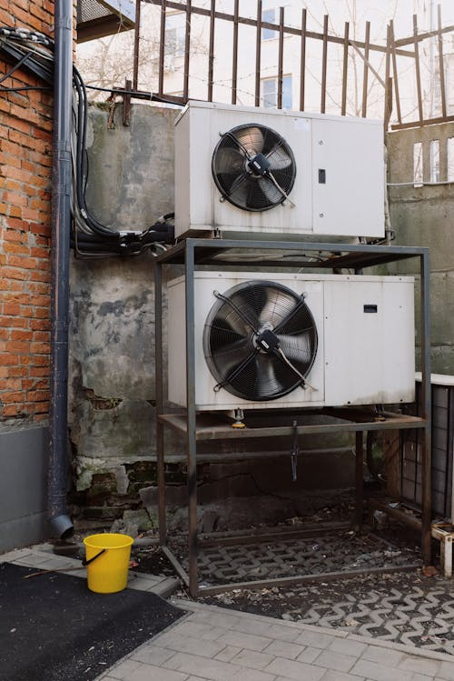 A Guide to Air Conditioning Compliance in London for Commercial Properties