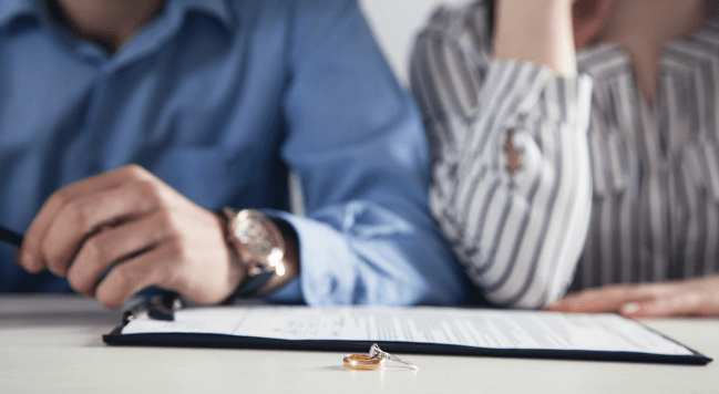 How Legal Help Can Ease the Stress of Divorce