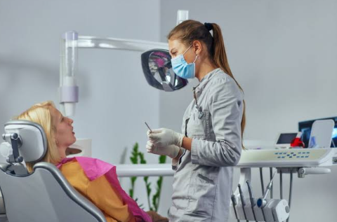5 Ways Oral Surgeons Prepare Patients For Successful Implant Placement