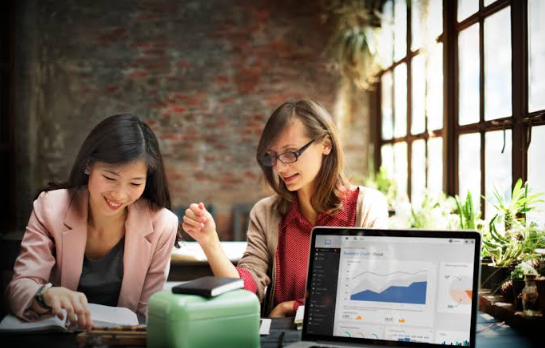 3 Key Advantages Of Hiring A CPA Over A Bookkeeper