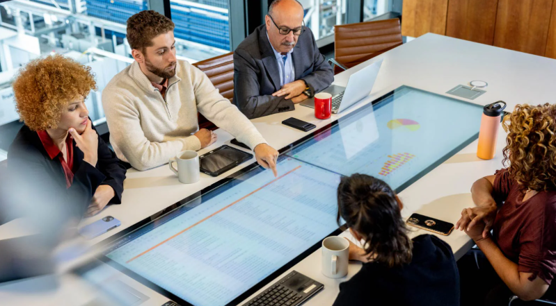 How Modern Cloud and ERP Technologies Improve Business Performance