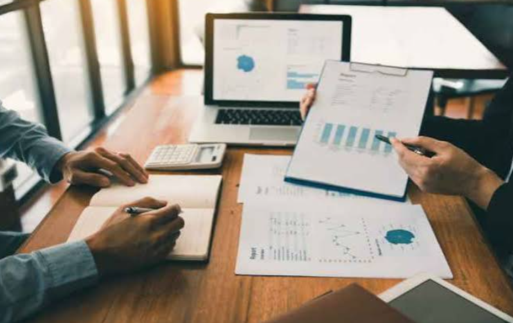 How Certified Public Accountants Strengthen Investor Confidence