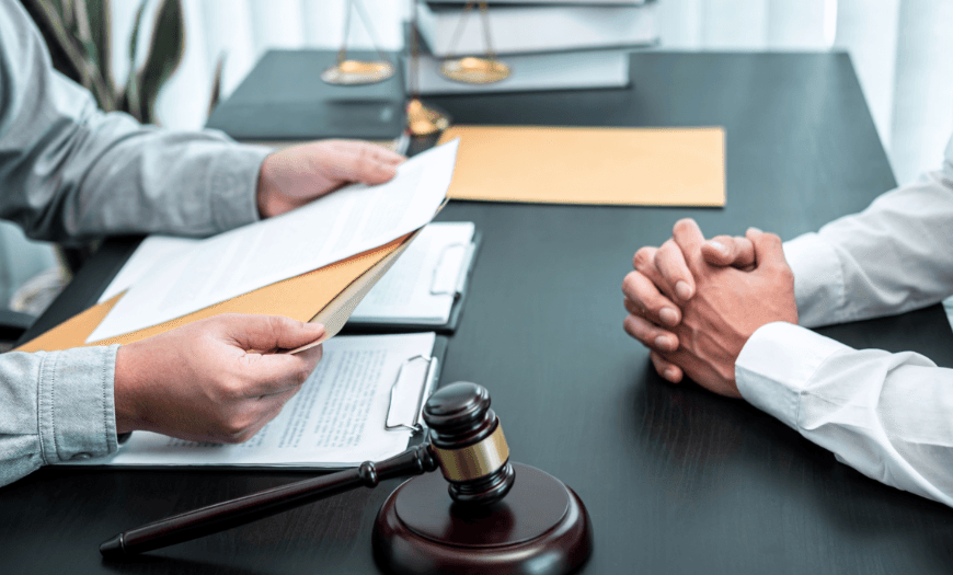 What a Civil Litigator Does to Protect You in a Business Dispute