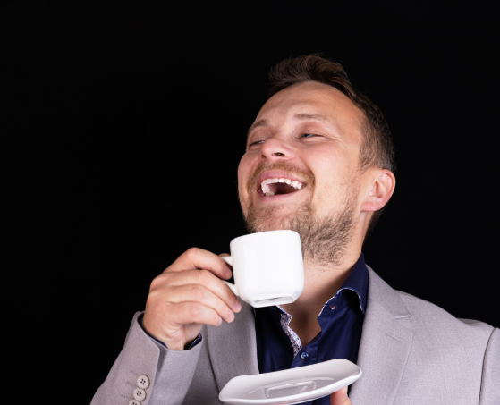 6 Tips For Keeping A Bright Smile While Drinking Coffee And Tea