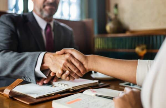 Can Personal Injury Lawyers Really Increase Your Settlement?