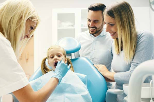 5 Ways Family Dentists Make Oral Care Easier For Parents